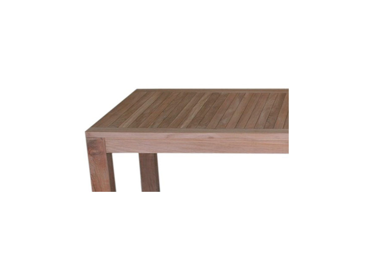 Απεικονίζεται το τραπέζι